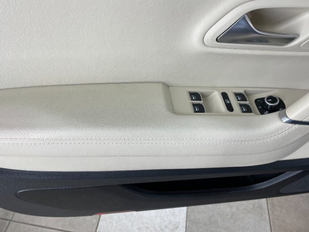 Po – Ruční mytí exteriéru – před a po – AutoShine Pardubice