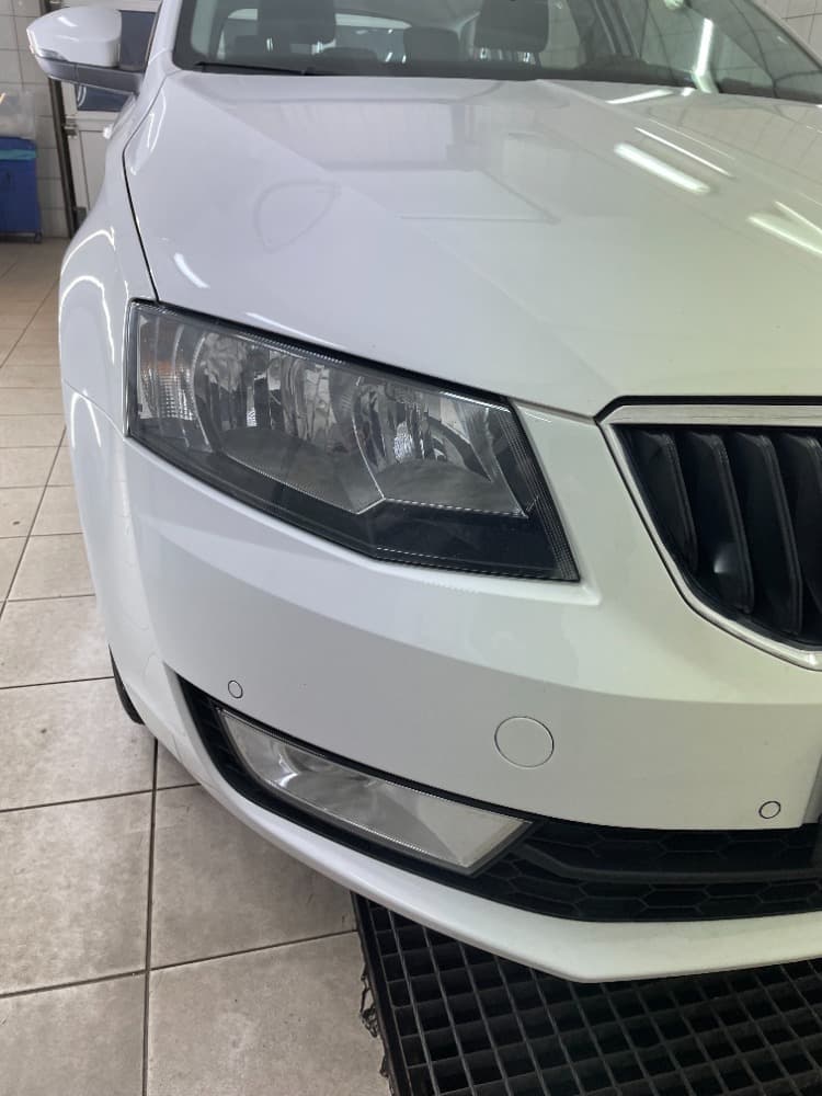 Po – Mytí karosérie – před a po – AutoShine Pardubice